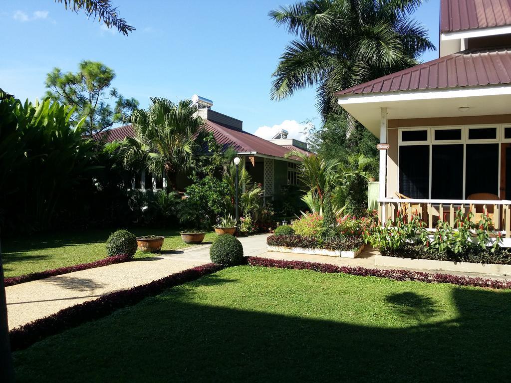 Paradise Hotel Nyaung Shwe Inle Lake Exterior photo