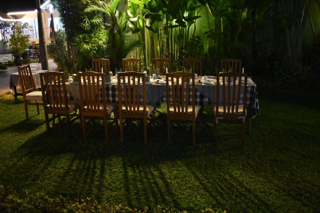 Paradise Hotel Nyaung Shwe Inle Lake Exterior photo